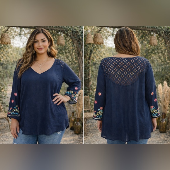 fig and flower Tops - Fig & Flower Boho Embroidered Blouse Lace Back Flowy 3X